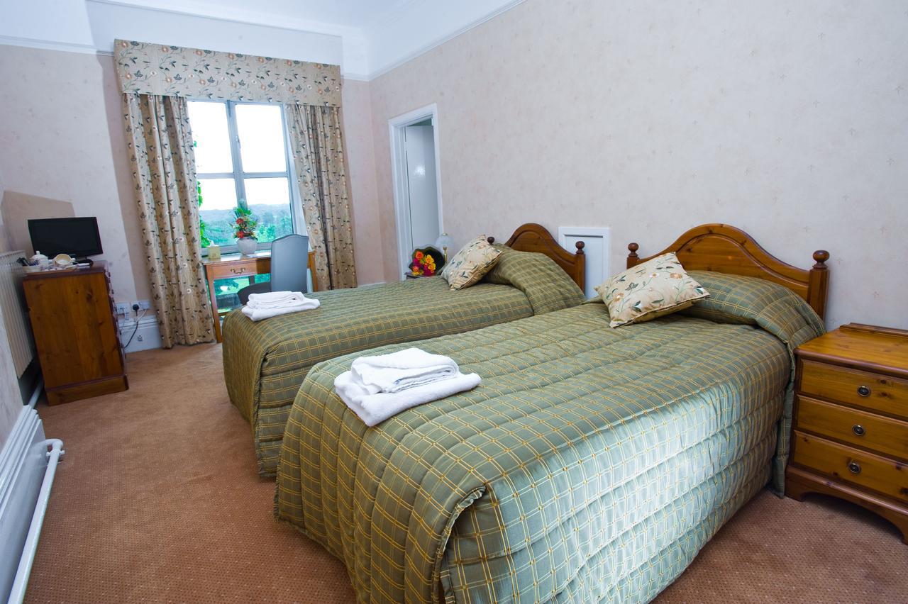 Eastwood Park Hotell Falfield Exteriör bild