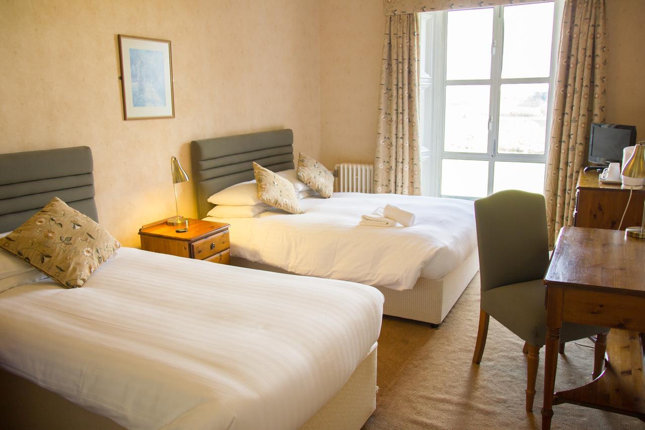 Eastwood Park Hotell Falfield Exteriör bild