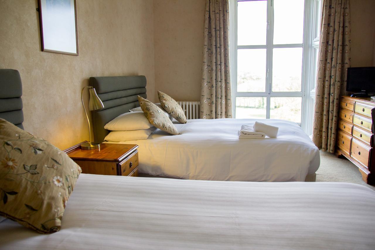 Eastwood Park Hotell Falfield Exteriör bild